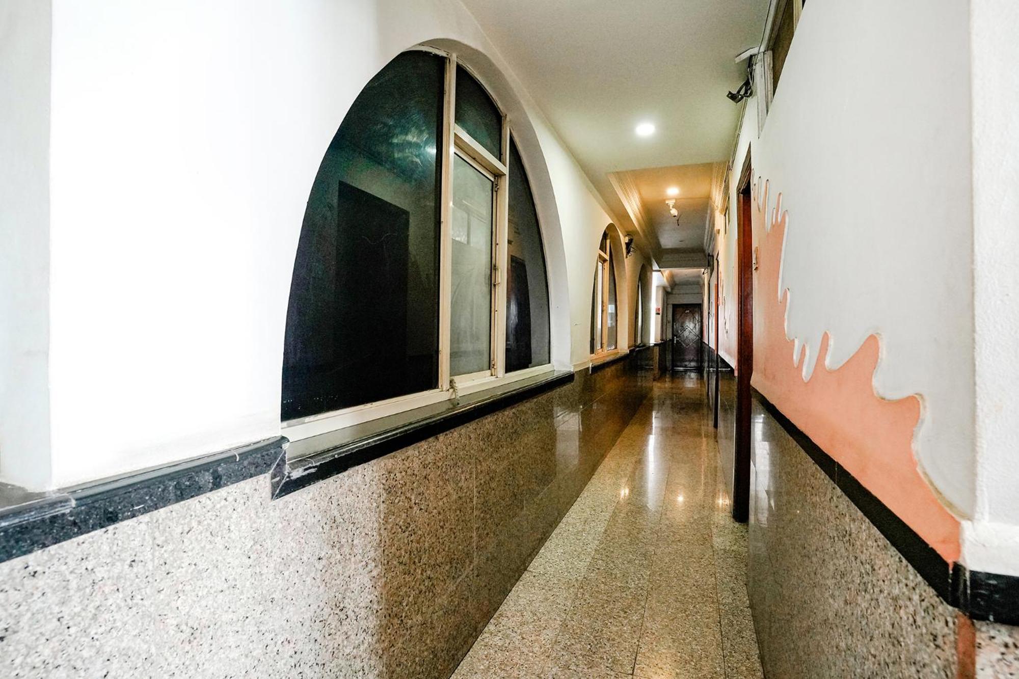 Fabhotel Silver Inn II Насик Экстерьер фото