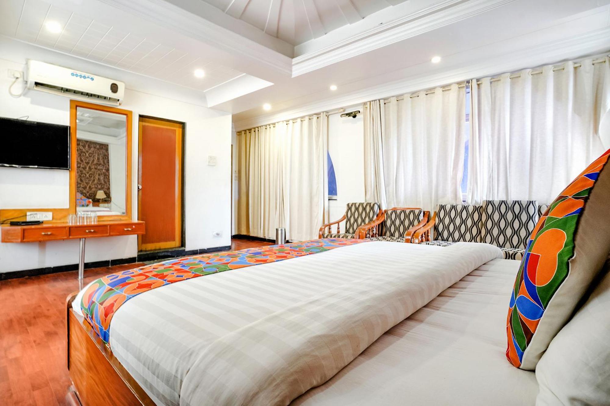 Fabhotel Silver Inn II Насик Экстерьер фото